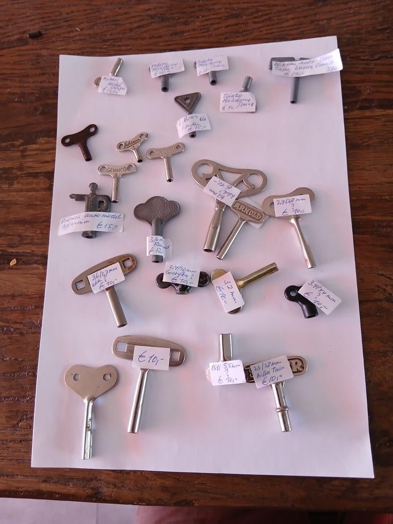 Sleutels voor blikken speelgoed en auto's, Verzamelen, Speelgoed, Ophalen of Verzenden, Gebruikt