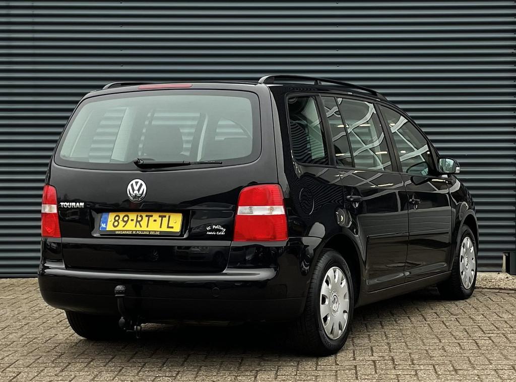 Volkswagen Touran 1.6 75KW Cruise/Trekhaak/Airco, Auto's, Stof, Zwart, 4 cilinders, Zwart