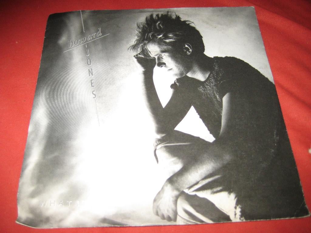 Howard Jones: What is love, Ophalen of Verzenden, Zo goed als nieuw, Pop, Single