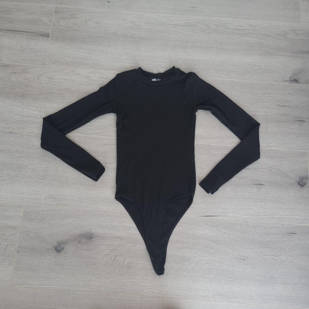 Zara Body - Zwart - Maat S - Lange mouwen - Ribstof - Basic, Kleding | Dames, Ophalen of Verzenden, Zo goed als nieuw, Lange mouw