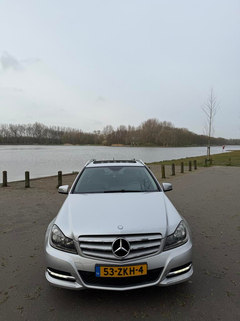 Mercedes-Benz C-Klasse C180  Estate 2012 Grijs, Auto's, Mercedes-Benz, Particulier, C-Klasse, ABS, Airbags, Airconditioning, Bluetooth