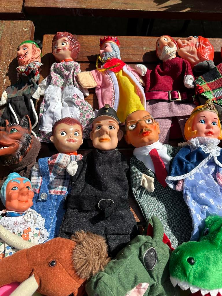 Grote collectie poppenkastpoppen en vingerpopjes, Verzamelen, Poppen, Ophalen of Verzenden, Zo goed als nieuw, Overige typen