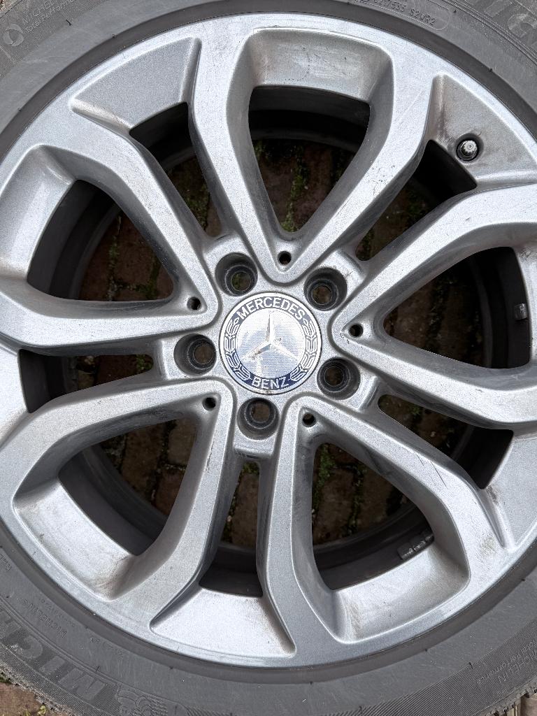4 Mercedes velgen met winterbanden 225/50 R17, Auto-onderdelen, Banden en Velgen, Ophalen, Gebruikt, Velg(en), 17 inch