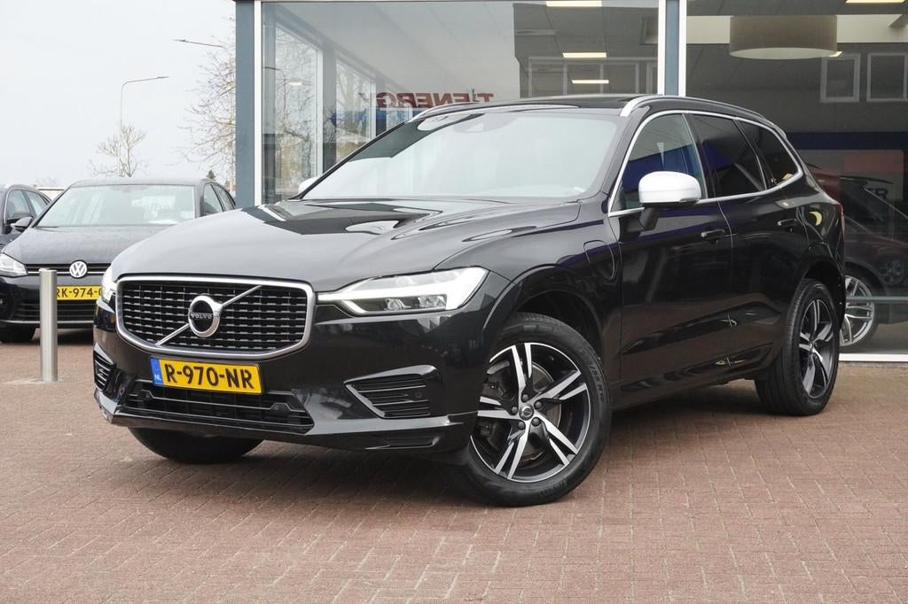 Volvo XC60 2.0 T8 Twin Engine AWD R-Design Automaat | Naviga, Gebruikt, 1969 cc, 320 pk, Zwart