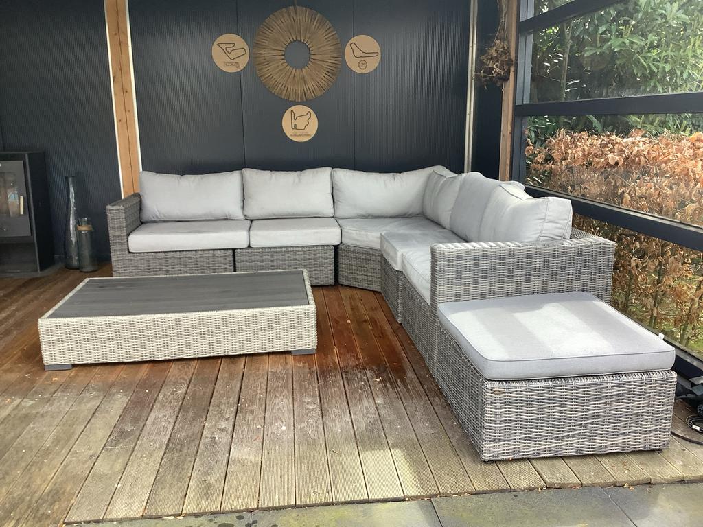 Wicker loungeset/hoekbank met salontafel en hocker, Ophalen, Gebruikt, Meer dan 8 zitplaatsen, Loungeset