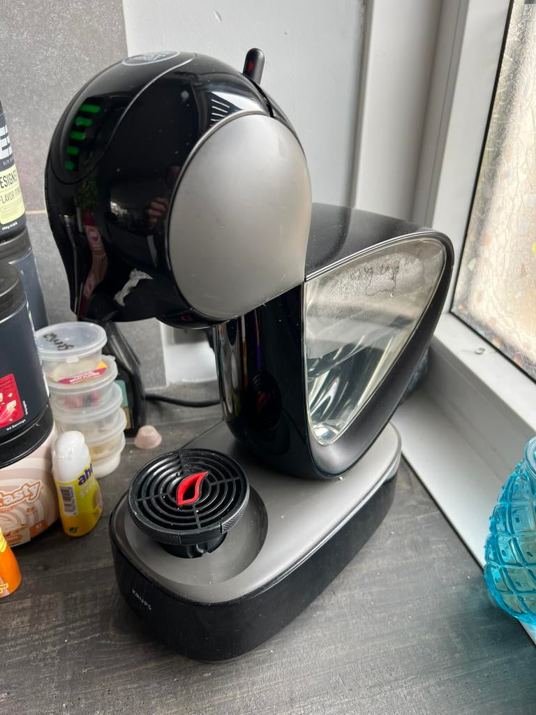 Dolce gusto Infinissima Touch ZGAN, Witgoed en Apparatuur, Koffiezetapparaten, Ophalen, Koffiemachine, Zo goed als nieuw, 4 tot 10 kopjes