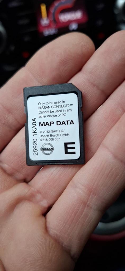 Nissan navigatie kaart, Computers en Software, Navigatiesoftware, Ophalen of Verzenden, Zo goed als nieuw, Landkaarten