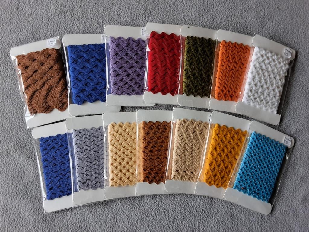 Zigzag band, Hobby en Vrije tijd, Naaien en Fournituren, Ophalen of Verzenden, Nieuw, Lint, Band of Elastiek