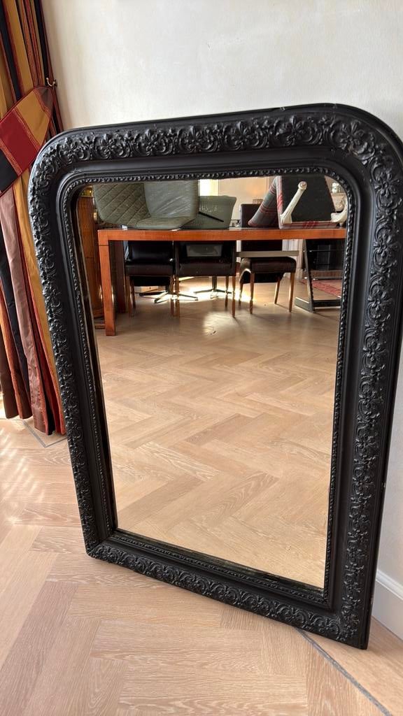 Brocante spiegel zwarte lijst., Ophalen, Rechthoekig