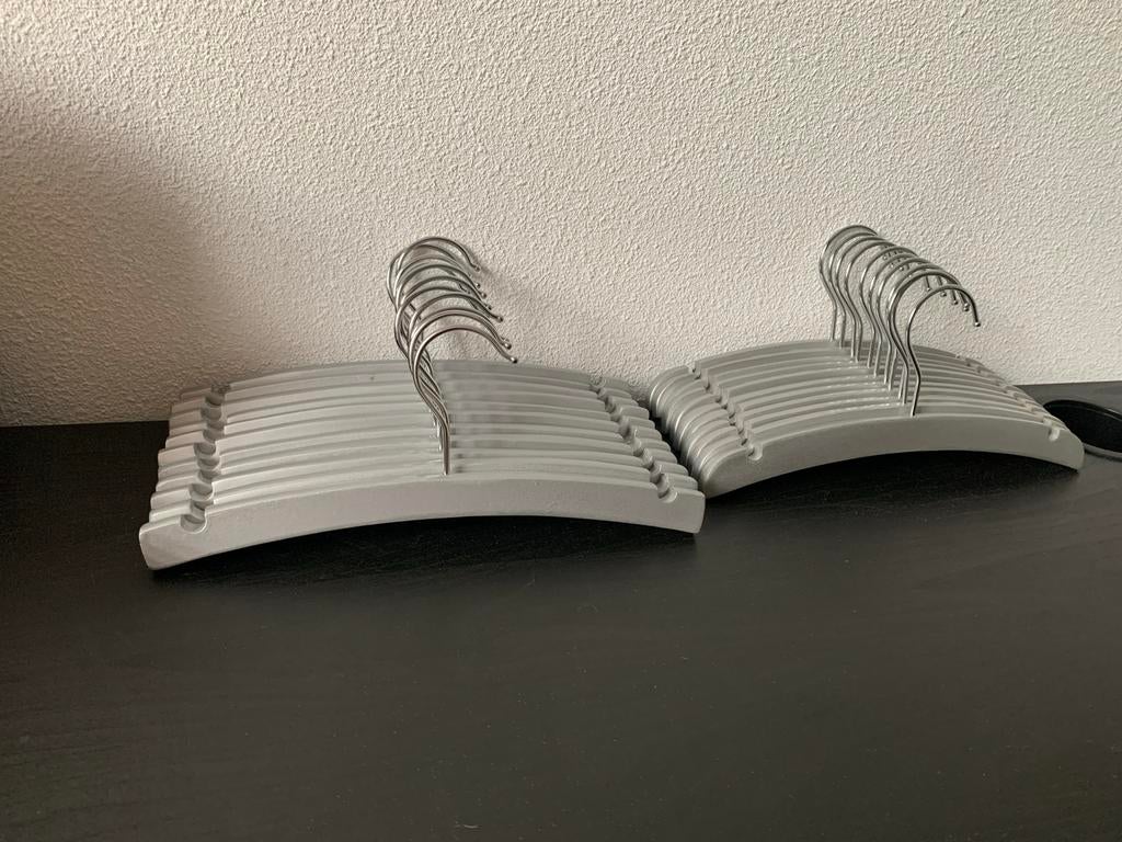 22x Houten Kledinghangers voor Baby & Kinderkleding (Zilver), Kleding | Dames, Kledinghangers, Ophalen of Verzenden, Nieuw, Hout