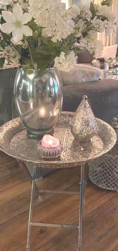 Set van 2 oosterse bijzettafeltjes, Ophalen