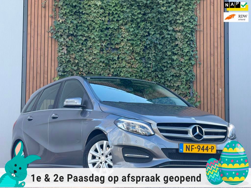 Mercedes-Benz B-klasse 180 Ambition|TREKHAAK|NAP|, Voorwielaandrijving, Stof, Gebruikt, 4 cilinders
