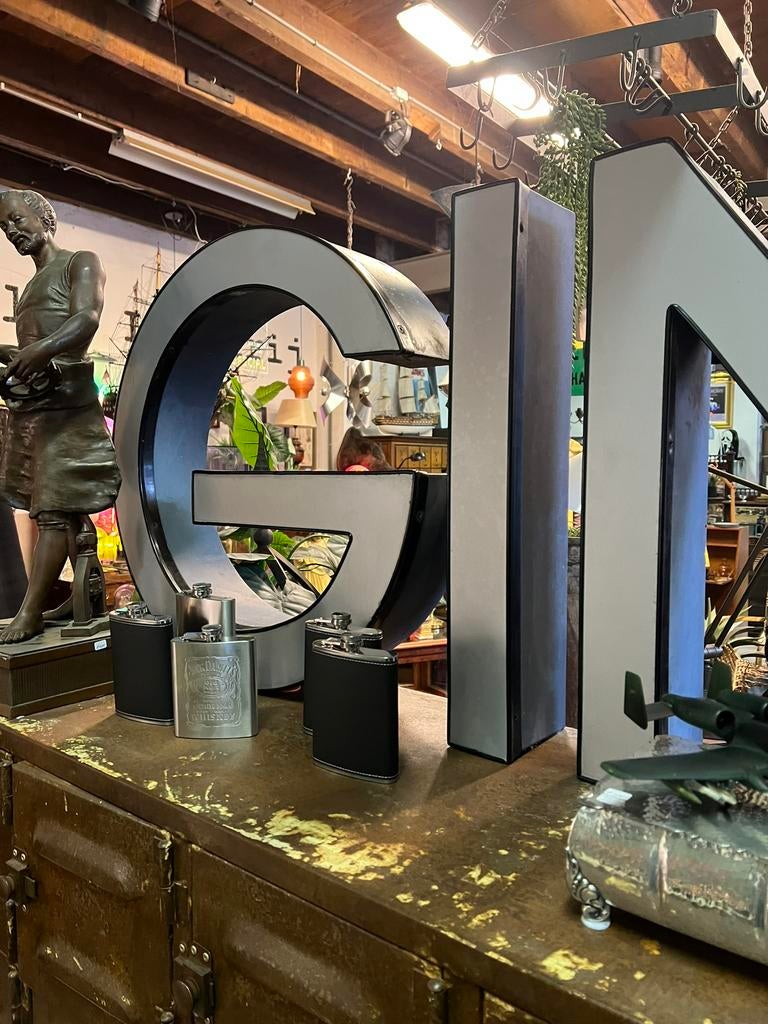 Grote oude gevel reclame GIN losse letters 60 cm, Ophalen, Reclamebord, Gebruikt, Nvt