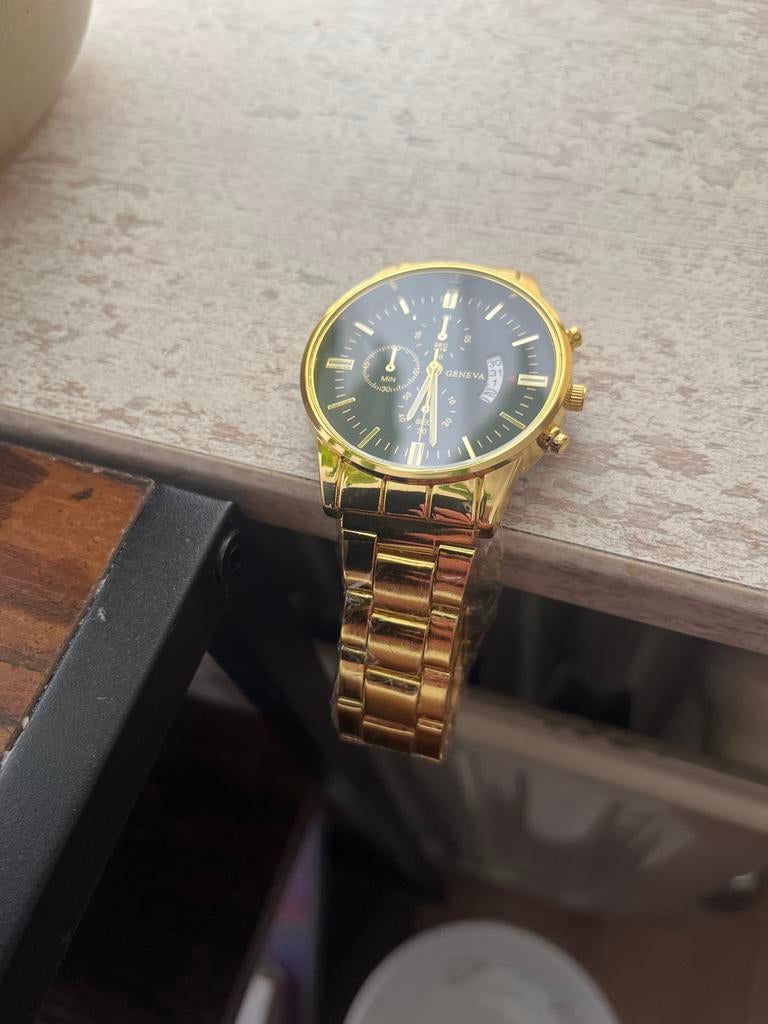 Gouden Geneva Horloge - Stijlvol Polshorloge, Sieraden, Tassen en Uiterlijk, Horloges | Heren, Overige merken, Polshorloge, Ophalen of Verzenden