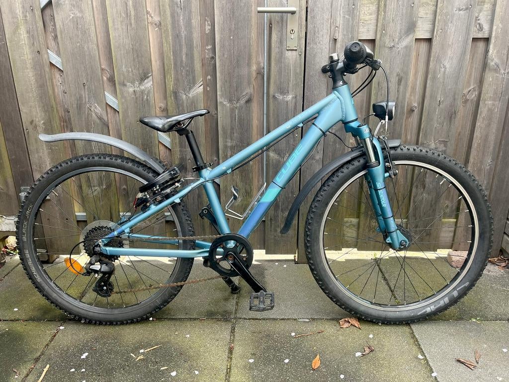 Kinderfiets, Cube acid race 240, 24 inch, met verlichting, Fietsen en Brommers, Fietsen | Mountainbikes en ATB, Gebruikt, Heren