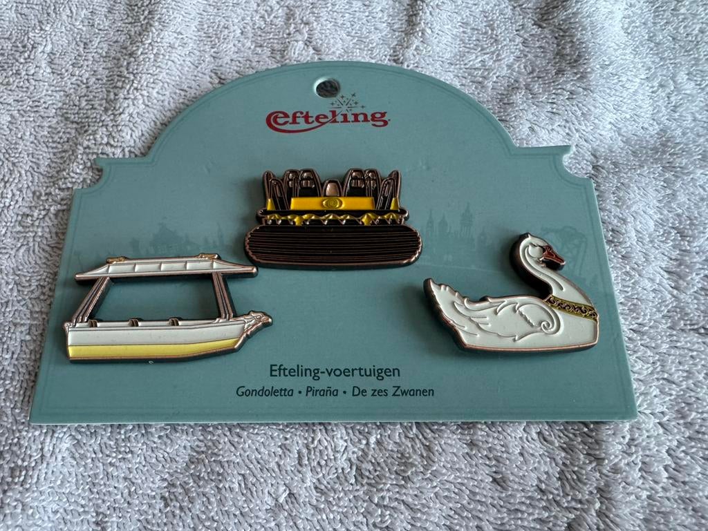 Nieuwe Efteling Pinset - Efteling Voertuigen 2023, Ophalen of Verzenden, Nieuw, Button of Speldje