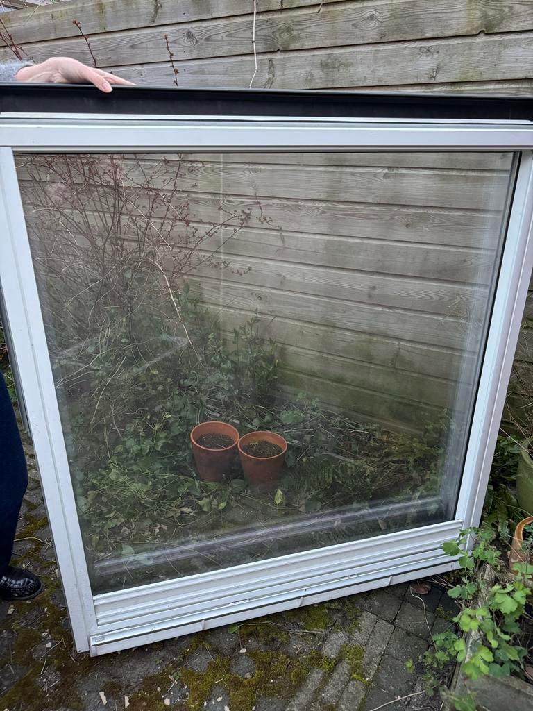 VELUX dakraam GGL UK08 134x140, Ophalen, 120 tot 160 cm, Zo goed als nieuw, Dubbelglas