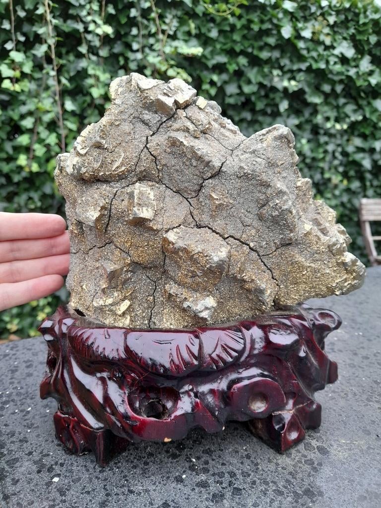 Museum Pyriet ruim 6 kilo! Uniek en zeer fraai in deze maat!, Verzamelen, Mineralen en Fossielen, Mineraal, Verzenden