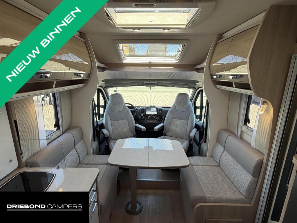 Rapido 686 F Euro6 Queensbed 2X Airco Zonnepaneel Luifel Fie, 7 tot 8 meter, Bedrijf, Elektrische ramen, Rapido