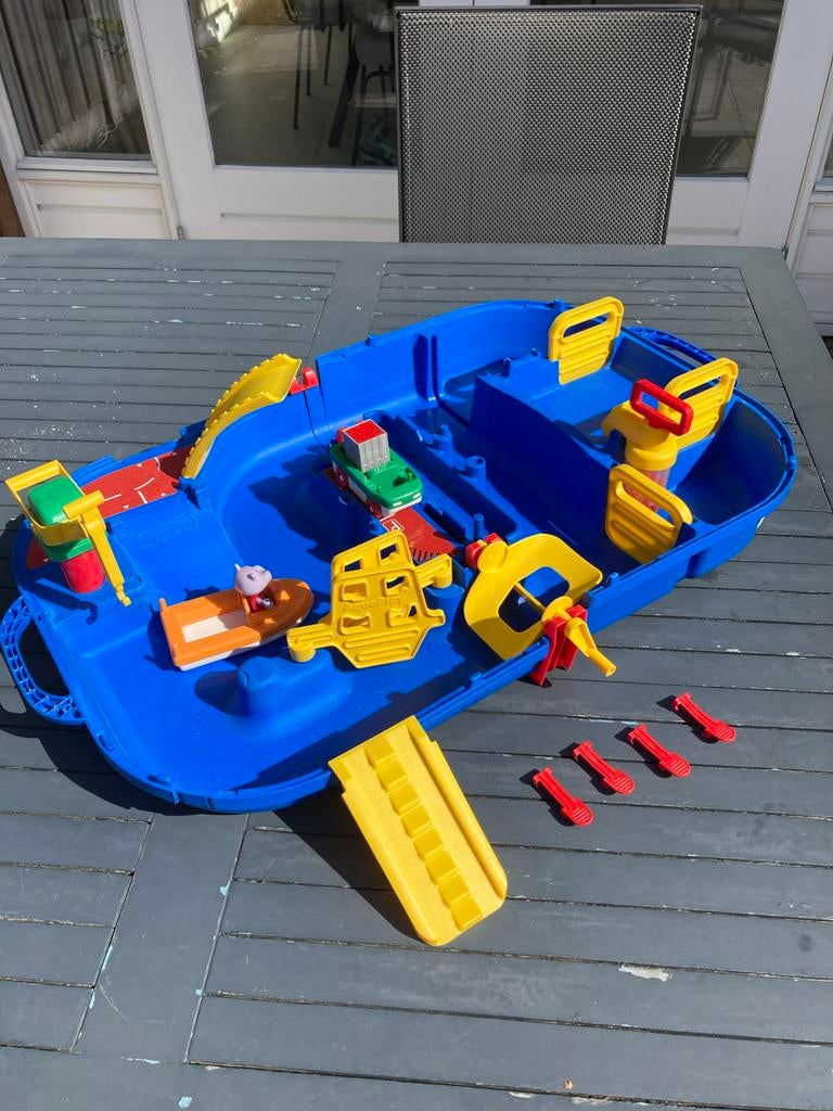 AquaPlay Waterbaan Aqualand Lockbox Draagbare Watertafel, Kinderen en Baby's, Ophalen of Verzenden, Gebruikt