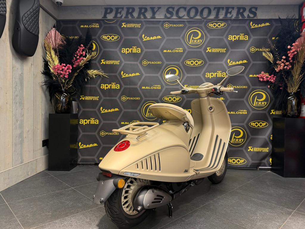 Vespa 946 Dragon Exclusive 2026 0KM | 2 Jaar Fabrieksgaranti - foto 3