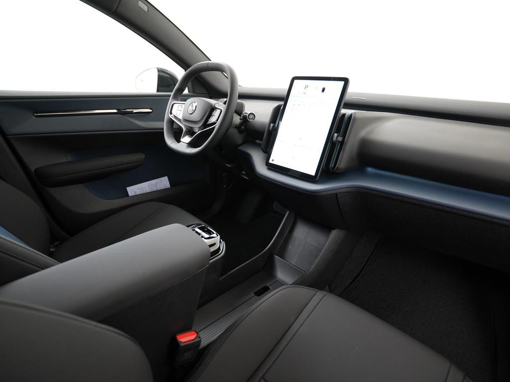 Volvo EX30 Single Motor Extended Range Plus Europa 69 kWh |, Automaat, Zwart, Origineel Nederlands, 1600 kg