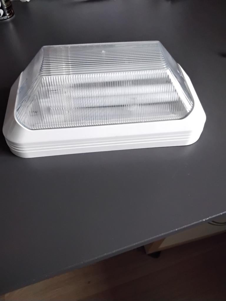 Hogro TPS wand/plafond armatuur., Tuin en Terras, Wandlamp, Ophalen of Verzenden, Netvoeding, 50 tot 250 watt