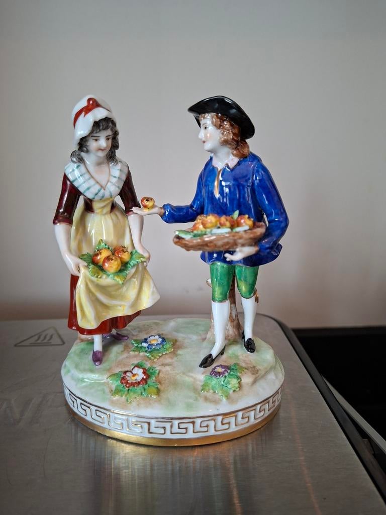 Volkstedt Saksisch Porseleinen Beeld - Romantisch Tafereel, Antiek en Kunst, Antiek | Porselein, Ophalen of Verzenden