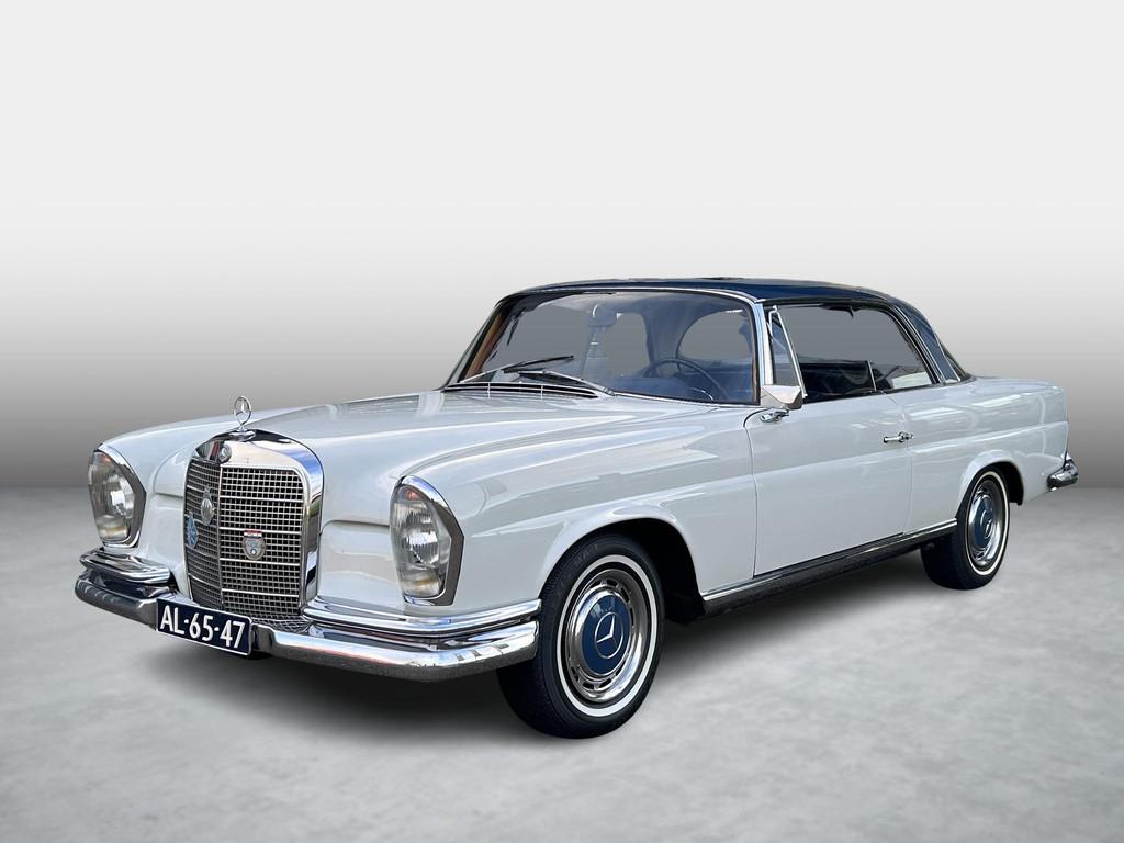 Mercedes-Benz 280 SE Coupe, Auto's, 12 maanden, Stof, Gebruikt, Overige modellen
