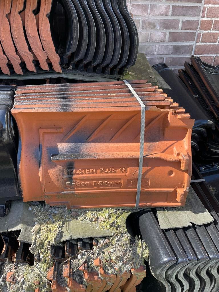 Nieuwe dakpannen, diverse types(pan+nokvorst), Ophalen, Gebruikt, 15 m² of meer, Dakpannen