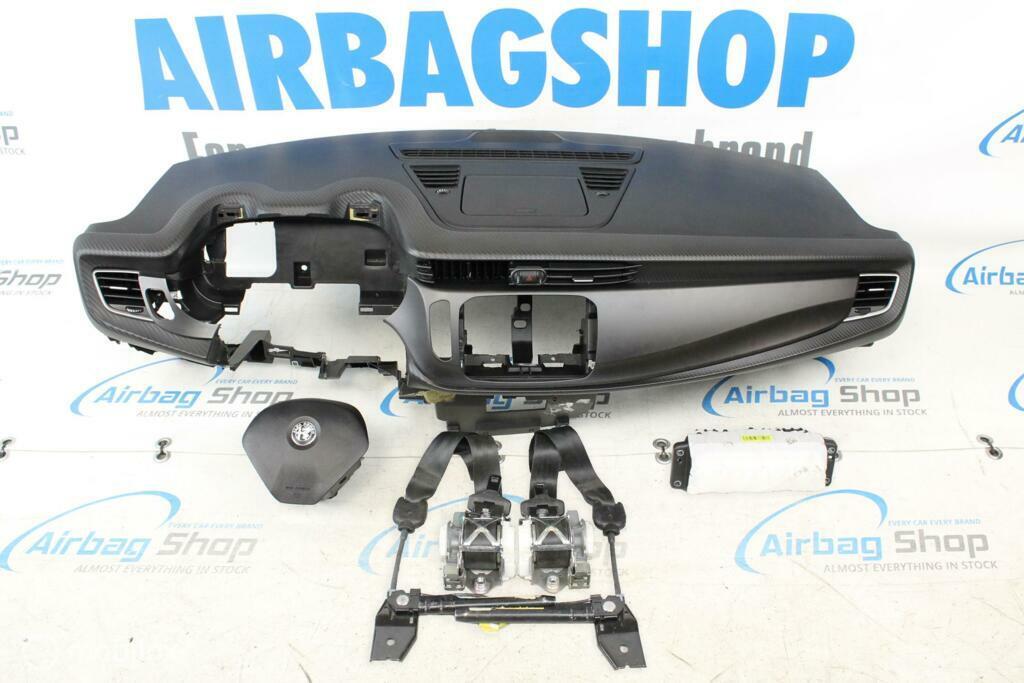 Airbag set Dashboard carbon Alfa Romeo Giulietta facelift