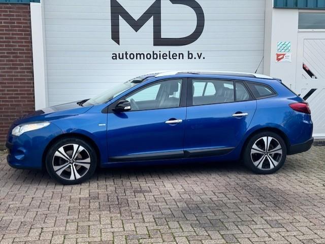 Renault Mégane Estate 1.4 TCe Bose - Cruise - Trekhaak - NA, Voorwielaandrijving, Euro 5, Zwart, 4 cilinders
