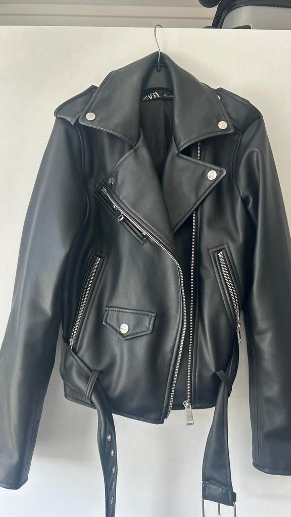 Leren jas ! Zara, Ophalen of Verzenden, Zo goed als nieuw, Zwart