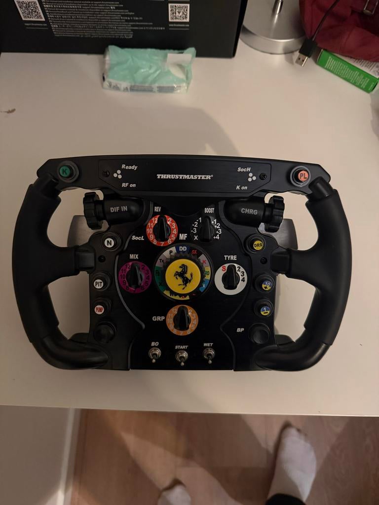 Thrustmaster Ferrari F1 Wheel Add-On - Zo goed als nieuw, Ophalen, Online, 1 speler, Racen en Vliegen