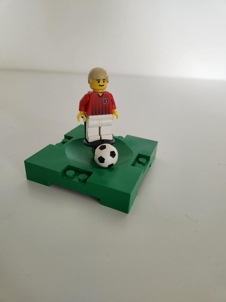 Lego voetballer met bal, Kinderen en Baby's, Speelgoed | Duplo en Lego, Ophalen of Verzenden, Gebruikt, Complete set, Lego