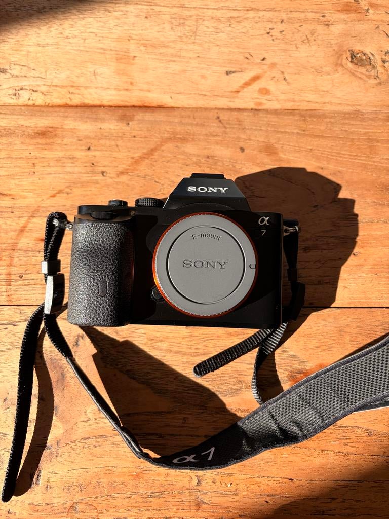 Sony Alpha A7 Full-Frame Body incl tas, Ophalen of Verzenden, Zo goed als nieuw, Sony, Geen optische zoom