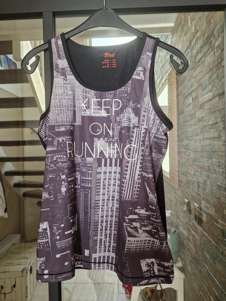 Te koop zwart dames sportshirtje met opdruk, merk Crivit, ma, Kleding | Dames, Zwart, Maat 42/44 (L), Ophalen of Verzenden, Fitness of Aerobics