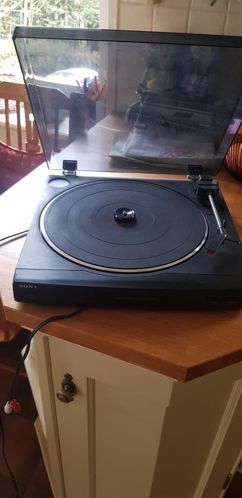 Sony platenspeler. Werkt nog prima., Ophalen, Gebruikt, Platenspeler, Sony