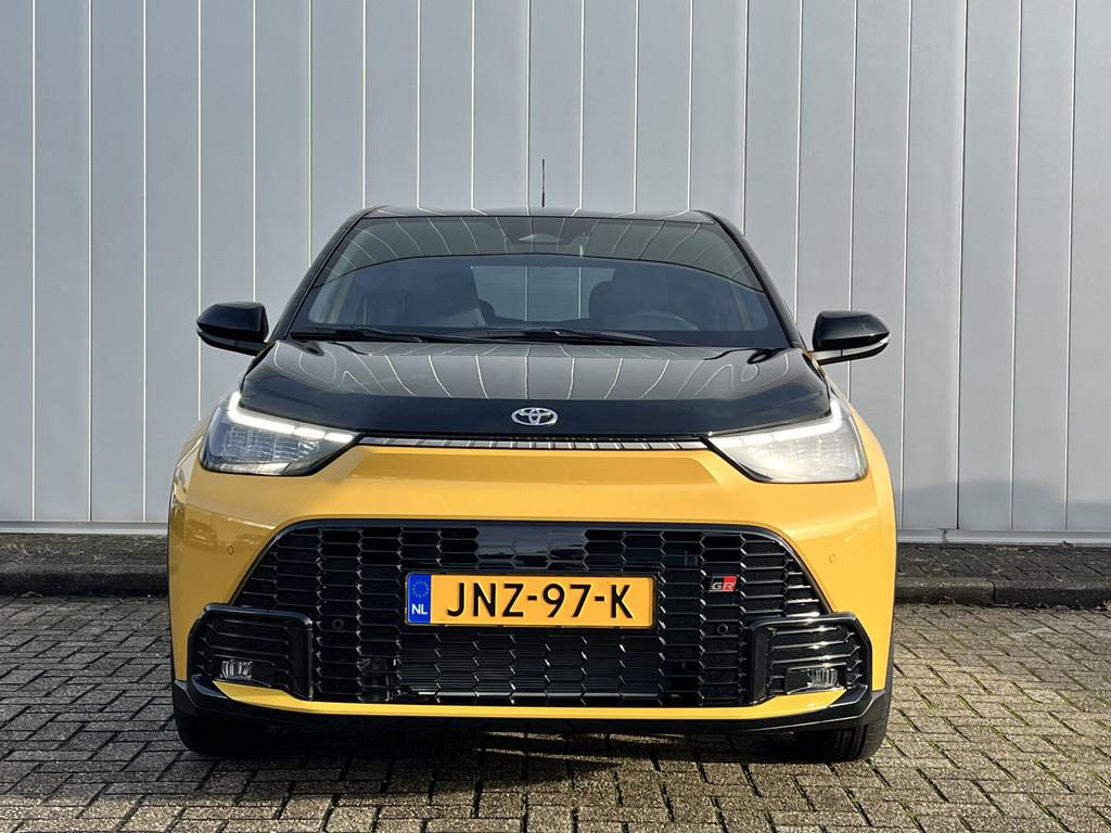 Toyota Aygo X Hybrid 115 GR Sport DEMO Nieuw Model, Stof, Gebruikt, Euro 6, Overige kleuren