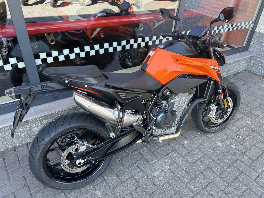 KTM 790 DUKE 2025 - foto 3