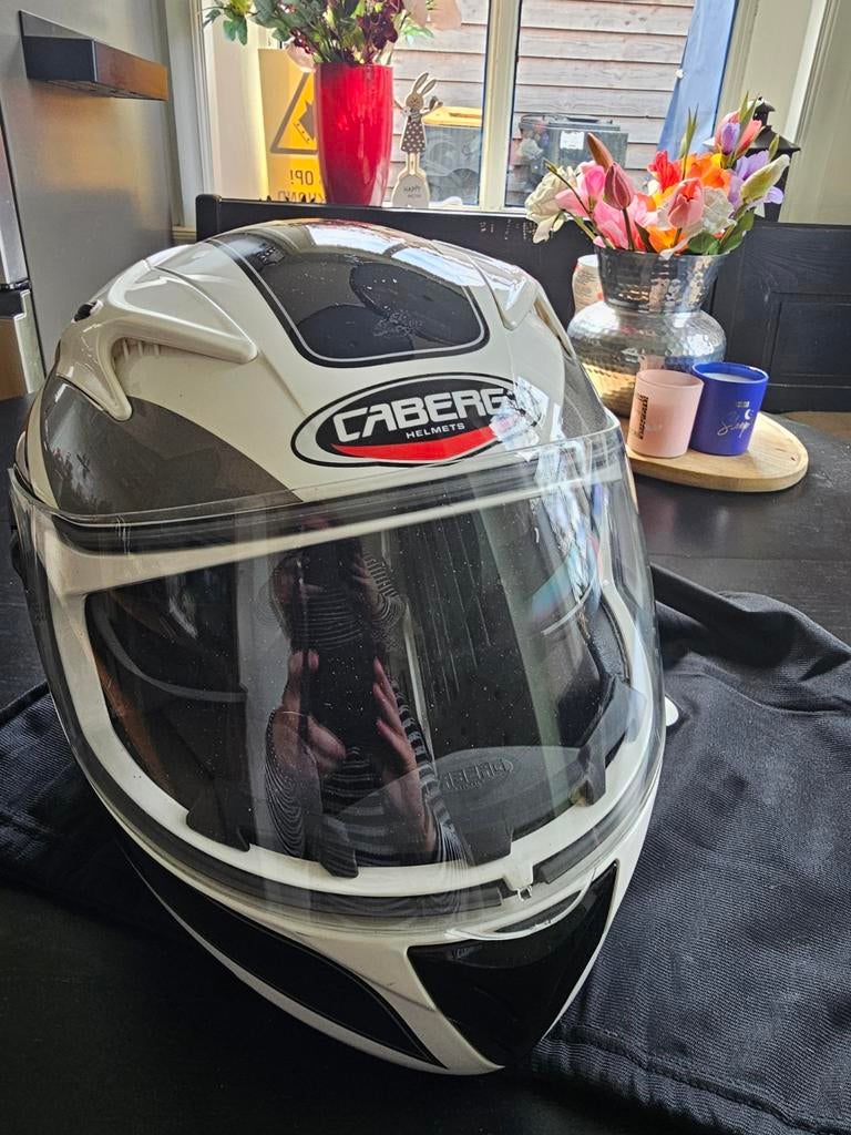 Caberg motor/scooter helm maat L met zonnebril, Motoren, Kleding | Motorhelmen, Systeemhelm, Caberg, Tweedehands, Ophalen of Verzenden