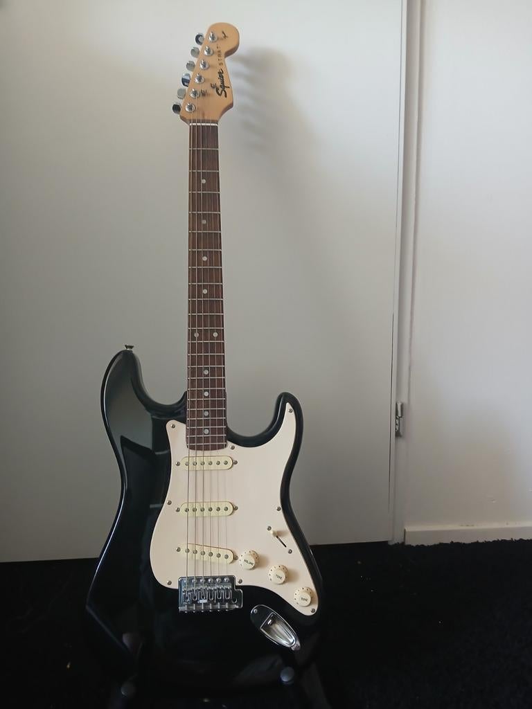 Squier stratocaster 1995 yako, Muziek en Instrumenten, Ophalen of Verzenden, Gebruikt, Solid body, Overige merken