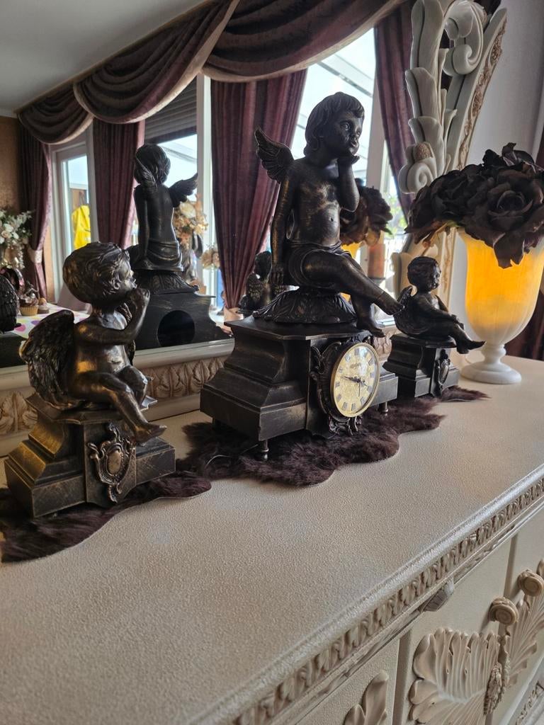 Antieke Engelen Klok - Gepatineerd en Mega Zwaar, Antiek en Kunst, Ophalen