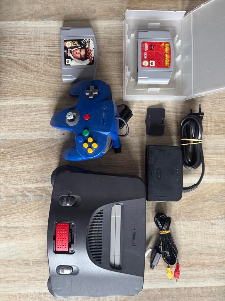 Nintendo 64 met Expansion Pack, Spelcomputers en Games, Spelcomputers | Nintendo 64, Ophalen of Verzenden, Gebruikt, Met 1 controller