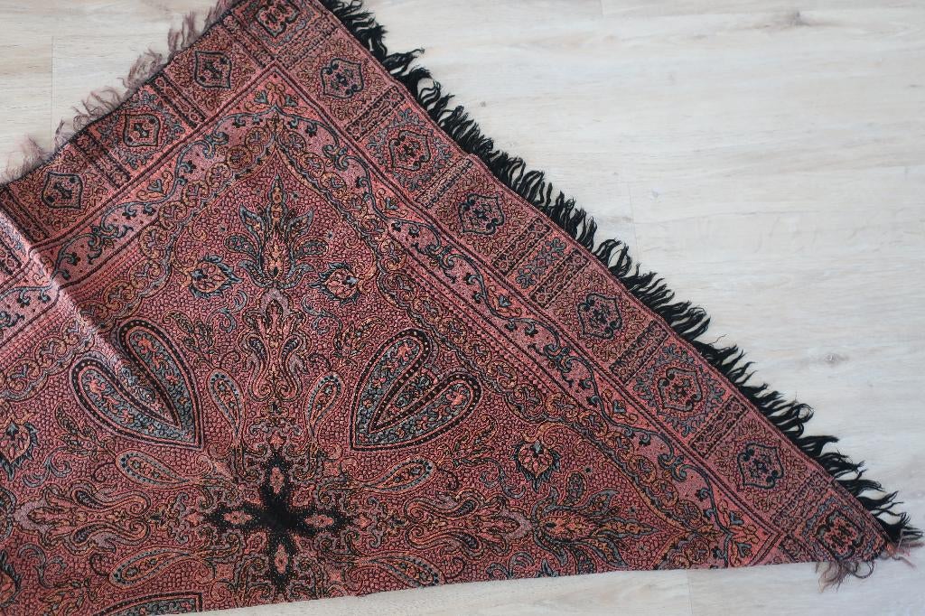 ANTIEK ETNISCHE KLEDERDRACHT SCHOUDER DOEK BALKAN, Ophalen of Verzenden, Dames