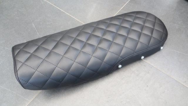 Motorzadel nieuw bekleden? Dat kan vanaf 130 euro te Vianen, Ophalen of Verzenden, Nieuw