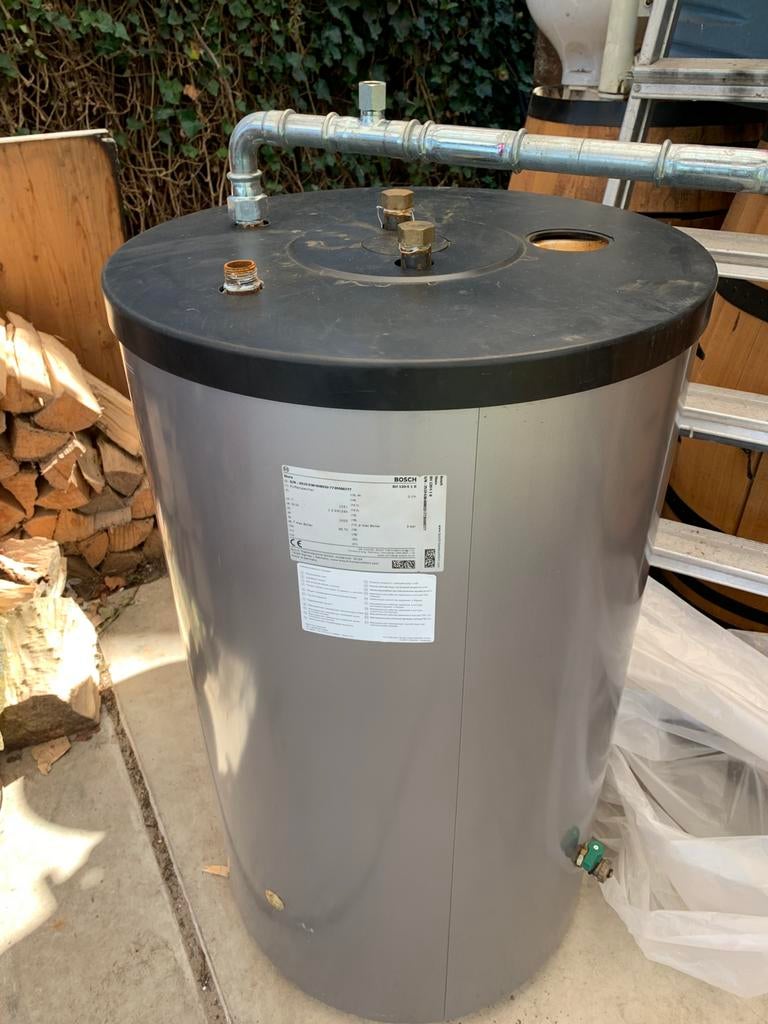 Bosch boiler / BH 120 / 123 ltr, Doe-het-zelf en Verbouw, Geisers en Boilers, Ophalen, Boiler, Minder dan 20 liter, Minder dan 3 jaar oud