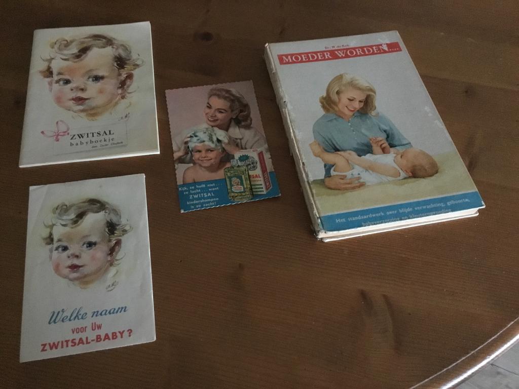 Zwitsal kaart,boek en foldertjes en zak poeder, Verzamelen, Merken en Reclamevoorwerpen, Ophalen of Verzenden, Gebruikt, Overige typen