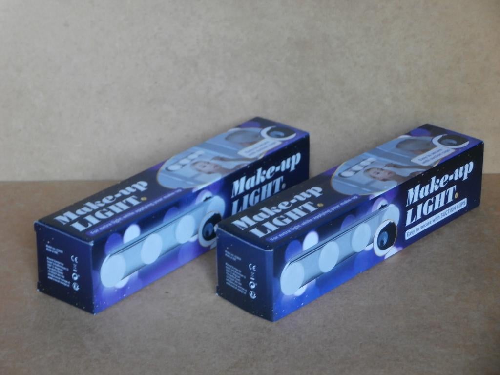 Make-up beauty light verlichting lampje spiegel vier bollen, Ophalen of Verzenden, Nieuw, Gehele gezicht