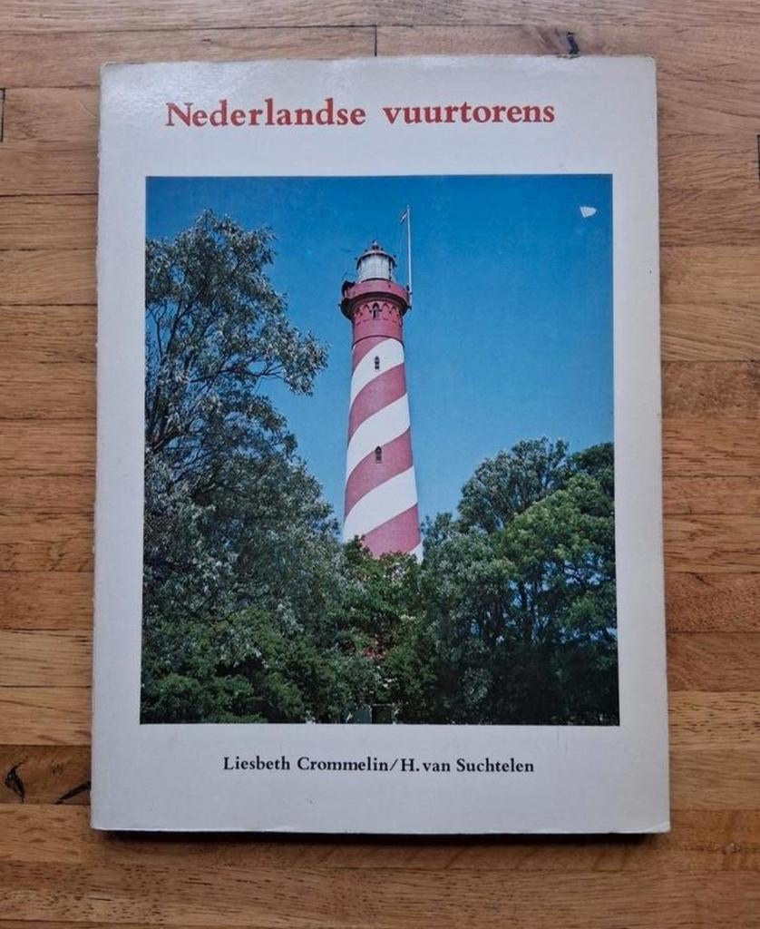 Nederlandse vuurtorens
Geschiedenis informatief fotoboek, Boeken, Ophalen of Verzenden, Zo goed als nieuw